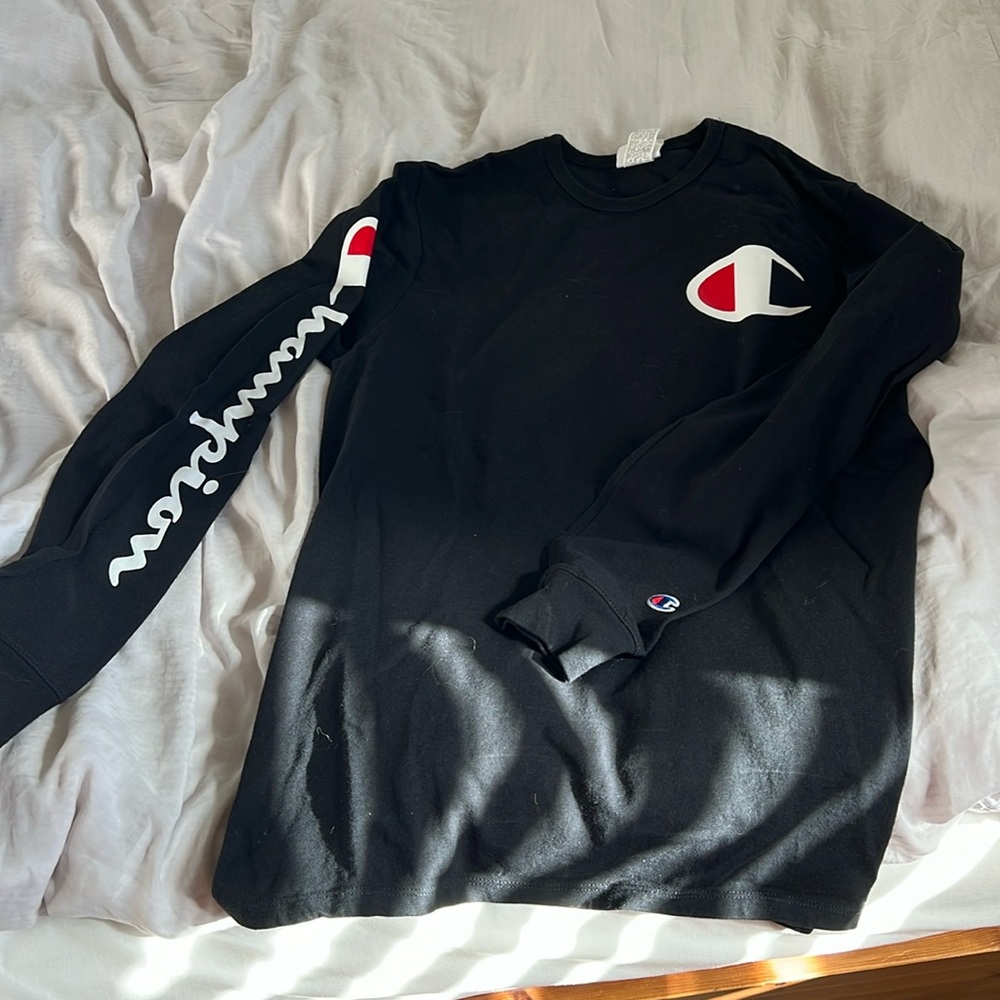 Like new bundle of 2 Champion shirts